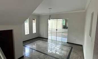 Imagem 2: Casa de condomínio sobrado para venda possui 280 metros quadrados com 4 quartos