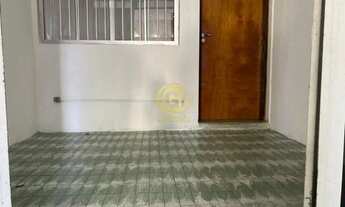 Imagem 2: Casa para aluguel possui 80 metros quadrados com 2 quartos em São João - Jacareí - SP