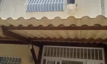 Imagem 2: Casa para Venda em Nilópolis, Centro, 2 dormitórios, 2 banheiros, 1 vaga