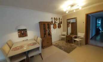 Imagem 4: Apartamento com três (3) dormitórios , uma (1) suíte, uma vaga de garagem coberta por conv