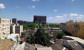 Imagem 2: Cobertura no centro histórico de Porto Alegre