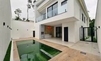 Imagem 5: Casa Duplex Alphaville Manaus 4/ 4 suítes+ Escritório/Churrasqueira/ Piscina!