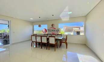 Imagem 6: Locação - Casa em Condomínio sobrado, com 4 suítes sendo 1 master com hidromassagem, sala