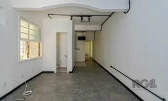 Imagem 3: Apartamento térreo 46m² - 2 dormitórios e 1 vaga no bairro Bom Fim