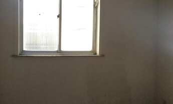 Imagem 7: Apartamento para Locação em Rio de Janeiro, Olaria, 2 dormitórios, 1 banheiro