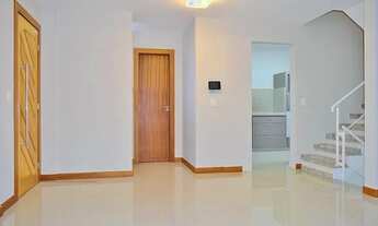 Imagem 5: CURITIBA - Casa Padrão - Vista Alegre