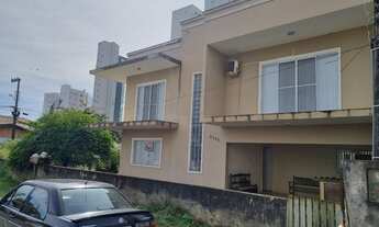 Imagem 2: BALNEáRIO PIçARRAS - Casa Comercial - Centro