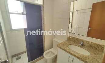 Imagem 2: Excelente apartamento 4 quartos sendo 1 suite com duas vagas soltas, sol da manhã, 1° quad