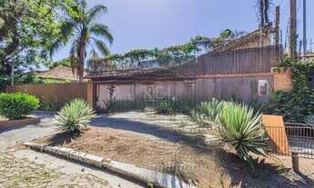 Imagem 2: Casa com 05 dormitórios/quartos No Bairro Ipanema