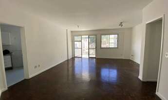 Imagem 2: Amplo apartamento de 2 quartos, 1 suíte com 117 m em Tijuca - RJ