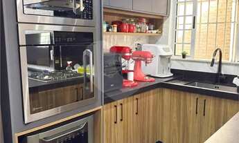 Imagem 4: Casa Térrea à venda com 2 quartos, sendo 2 suítes, em Vila Sônia, São Paulo - SP