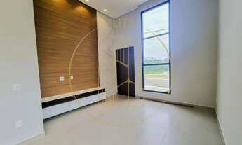 Imagem 2: Cass térrea com 3 suítes, espaço gourmet e quintal no Condomínio Cyrela em Taubaté SP