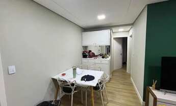 Imagem 3: Apartamento reformado, 2D com sacada e garagem em São José