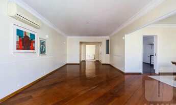 Imagem 5: Cobertura espaçosa com ótima área externa numa das melhores ruas de Higienópolis