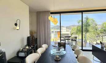 Imagem 3: Casa de Luxo Mobiliada à Venda no Vale das Águas | 4 Suítes