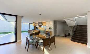 Imagem 4: CASA EM CONDOMÍNIO FECHADO COM 4 QUARTOS E CHURRASQUEIRA Casa Em Condomínio Fechado Com 4