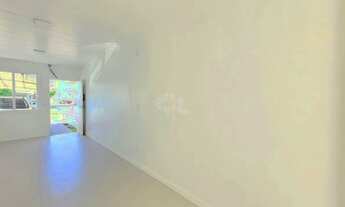 Imagem: Casa em condomínio reformada com 2 dormitórios