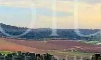 Imagem: TERRENO EM COTIA COM ACEITE DE CARRO OU