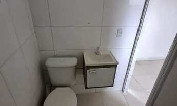 Imagem 5: Casa de 02 cômodos com quintal individual, localizado em Avenida com todos tipos de comérc