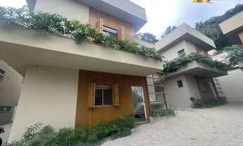 Imagem 6: Casa de condomínio, disponível para venda, em Juquehy!