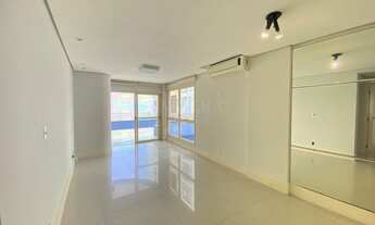 Imagem 4: Apartamento com amplo terraço com vista para Beira Mar Norte no Centro - Florianópolis - S