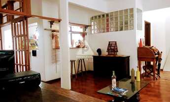 Imagem 5: Frontal Castelinho Valentim. Varanda para Ponte Rio-Niterói, salão, 3 quartos, suíte!!!!