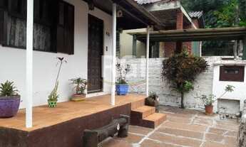 Imagem 2: Porto Alegre - Casa Padrão - Cavalhada