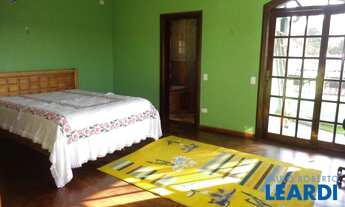 Imagem 7: SOBRADO - GRAMADO - SP