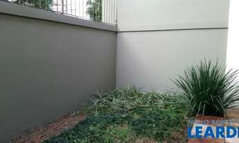 Imagem: CASA ASSOBRADADA - CAMPO BELO - SP