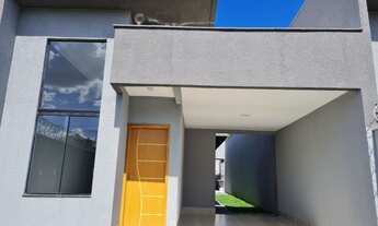 Imagem 3: Casa de 3 quartos com pé direito duplo