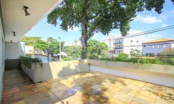 Imagem: CHARMOSA CASA TÉRREA, CLÁSSICA COM PISCINA