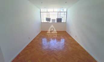 Imagem: Apartamento à venda, 2 quartos, 1 vaga