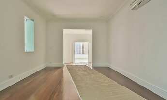 Imagem 5: Casa em Condomínio para Venda em Alphaville Santana de Parnaíba-SP