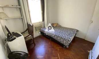 Imagem 7: Humaitá, 2 quartos, dependência completa, vaga escriturada