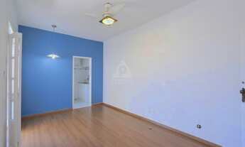 Imagem 2: Santa Teresa - Varanda, sala e quarto - 67 m²