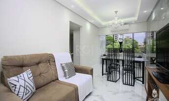 Imagem 2: Porto Alegre - Apartamento Padrão - Cristo Redentor