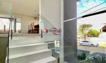 Imagem 7: Locação - Casa em Condomínio sobrado, com 4 suítes sendo 1 master com hidromassagem, sala