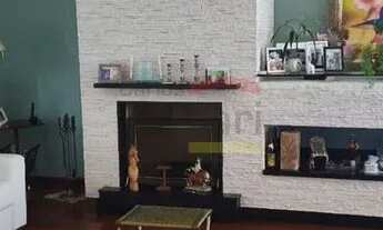 Imagem 15: Casa de alto padrão a venda na Serra da Cantareira, condomínio fechado