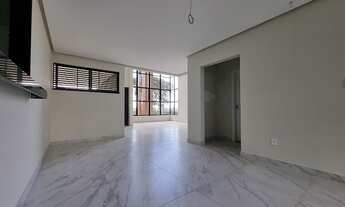 Imagem 3: Casa de condomínio para venda possui 328 metros quadrados com 4 quartos