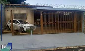 Imagem: RIBEIRÃO PRETO - Casa Padrão - PLANALTO