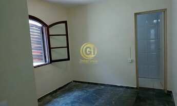 Imagem 4: Casa para aluguel tem 125 metros quadrados com 2 quartos em Centro - Jacareí - SP