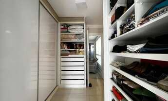 Imagem 5: Apartamento para venda possui 215 metros quadrados com 3 quartos em Patamares - Salvador