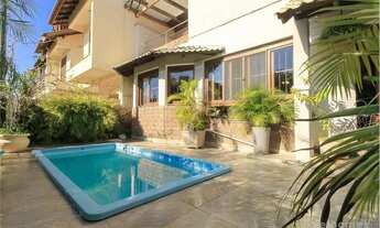 Imagem 4: Oportunidade! Casa em condomínio com 4 dormitórios