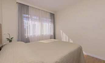 Imagem 5: Casa Térrea E Loja Alugada Região Especial no Cic, Próxima Ao Neoville. Imóvel de Esquina