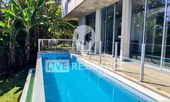 Imagem: Casa de alto padrão no condomínio Parque