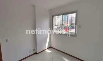 Imagem 7: Excelente apartamento 4 quartos sendo 1 suite com duas vagas soltas, sol da manhã, 1° quad