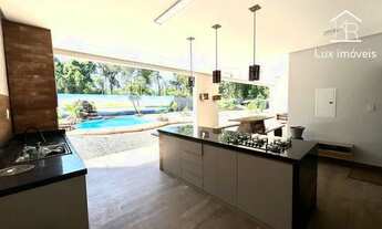 Imagem 5: Praia dos Passarinhos/ 413m² 04 suítes/ semi mobiliada/ piscina/ área gourmet