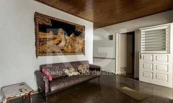 Imagem 4: Casa composta por seis(6) dormitórios, no bairro Passo da Areia em Porto Alegre/RS