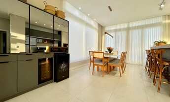 Imagem 3: Casa de condomínio para venda tem 185 metros quadrados com 4 quartos