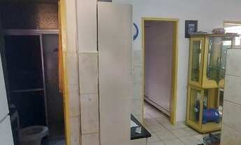 Imagem 6: Vendo casa 2qts, de laje com varanda, quintal com lote gigante murado em vista da serra 1